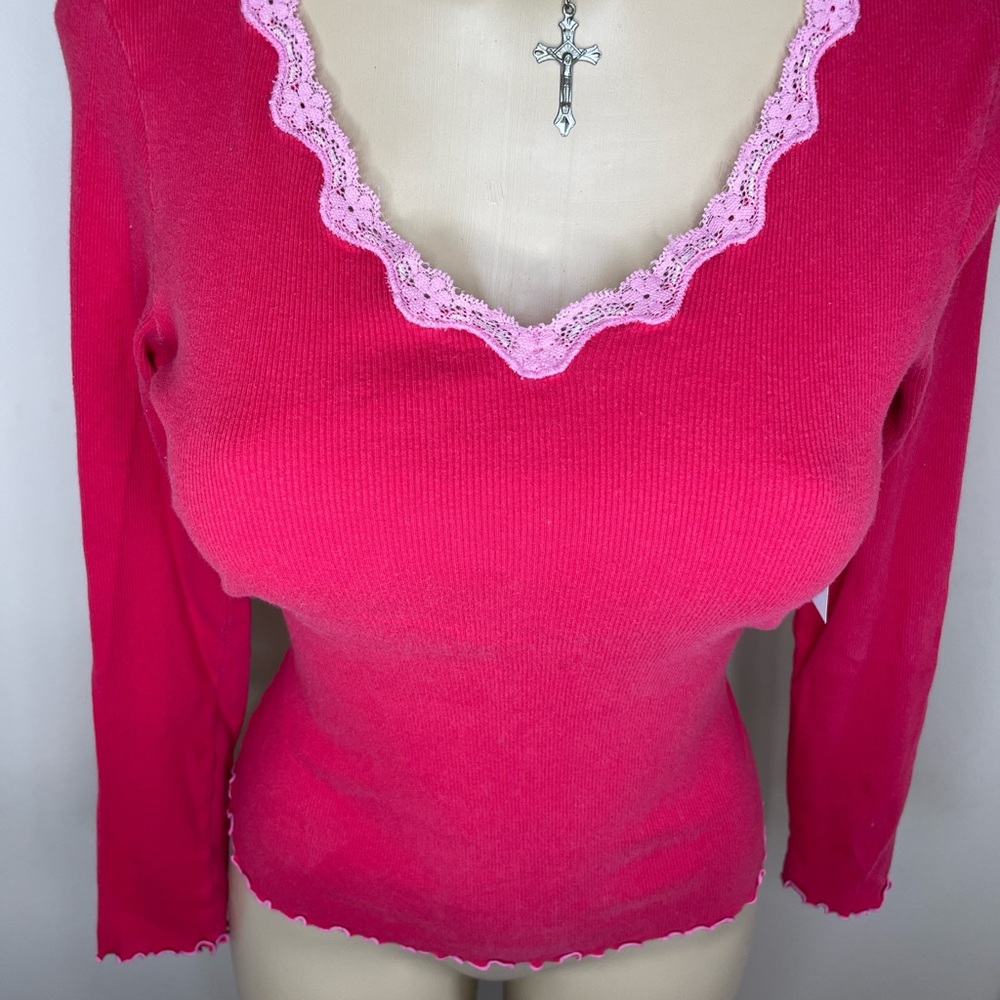 HUE Dreamy red wash Pink Lace Trim Ribbed baby tee Top long sleeve L - Picture 7 of 9
